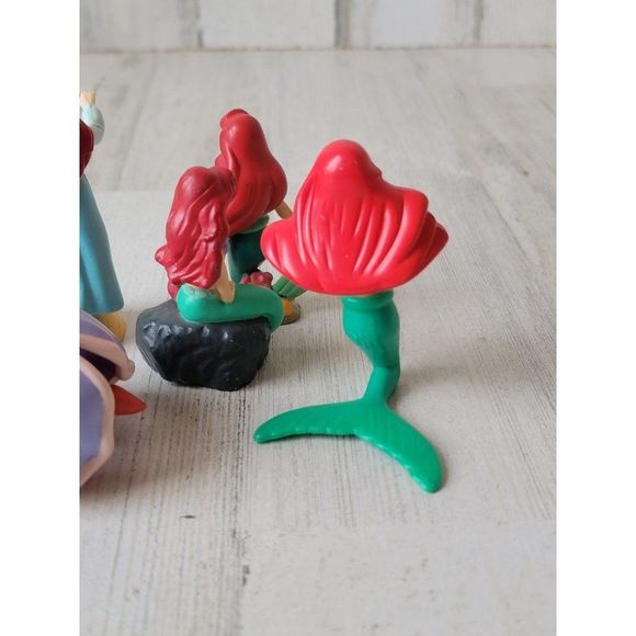 Princess Ariel prince Eric Sebastian shell Little Mermaid  Princess Ariel prince Eric Sebastian shell Little Mermaid Disney playset toy fig